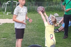 33345856_1708075209248434_4953275088284680192_n