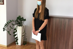 Wręczenie stypendiów motywacyjnych, ufundowanych przez Państwo Natalię i Stanisława Bartoszewicz, dla 10 uczniów z Liceum Ogólnokształcącego im. Bohaterów Oflagu II D.