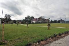 Zdjęcie z odbioru inwestycji „Poprawa jakości środowiska w miastach na terenie Związku Miast i Gmin Dorzecza Parsęty”, którego celem była rewaloryzacja, uporządkowanie i rozwój terenów zieleni w mieście Borne Sulinowo.