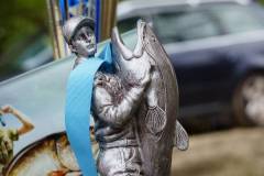 Zawody Wędkarskie o Puchar Burmistrza Bornego Sulinowa - statuetka za złowienie największej ryby.statuetka dla