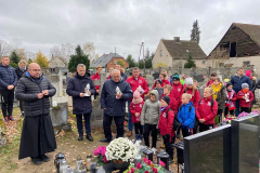 3.-KU-WIECZNEJ-PAMIĘCI-–-wydarzenie-zorganizowane-przez-Ludowy-Klub-Sportowy-„Orzeł”-Łubowo-uroczystości-na-cmentarzu.