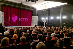 Być-kobietą-czyli-teatr-w-zasięgu-ręki-wyjazd-do-Bałtyckiego-Teatru-Dramatycznego-1