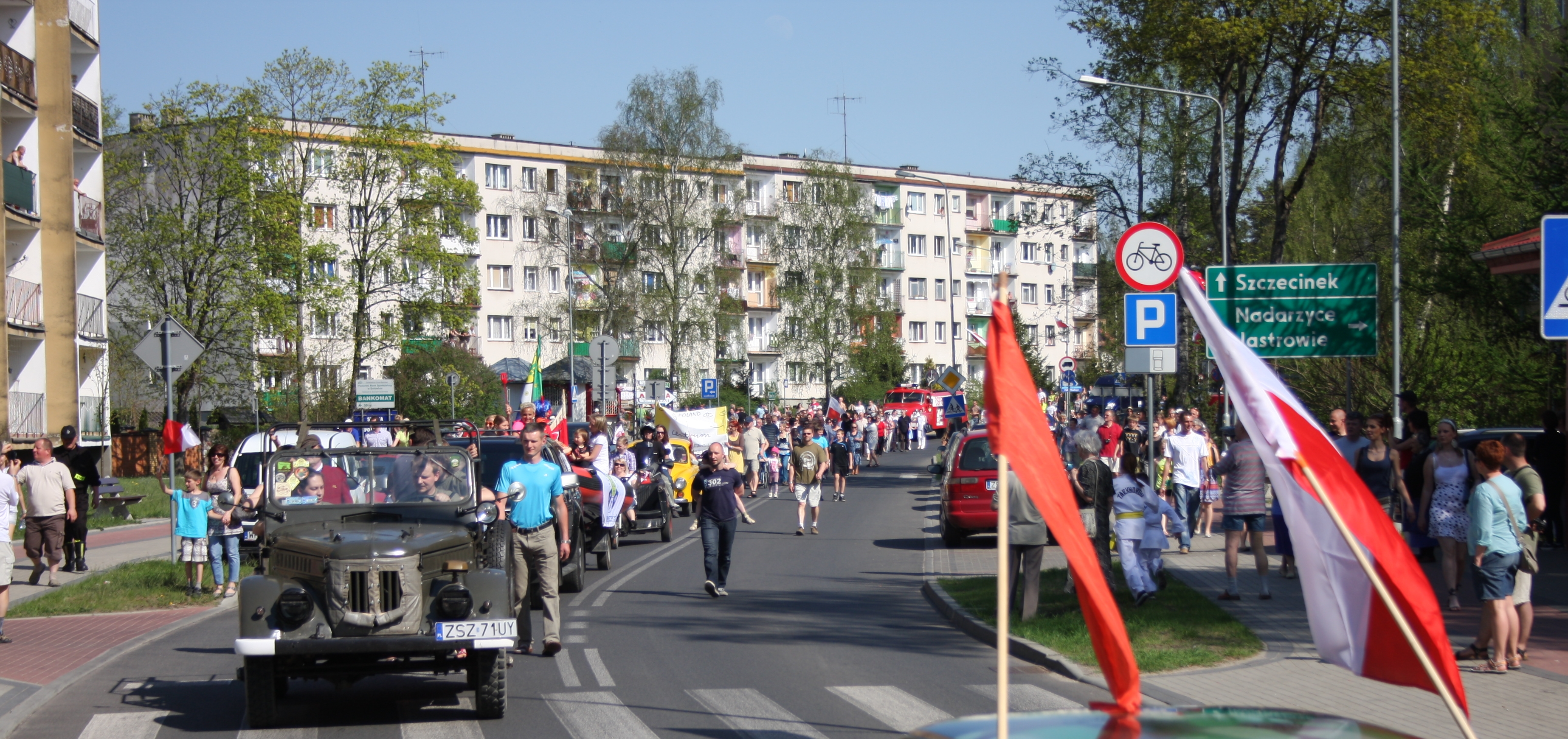 MAJÓWKA W BORNEM SULINOWIE