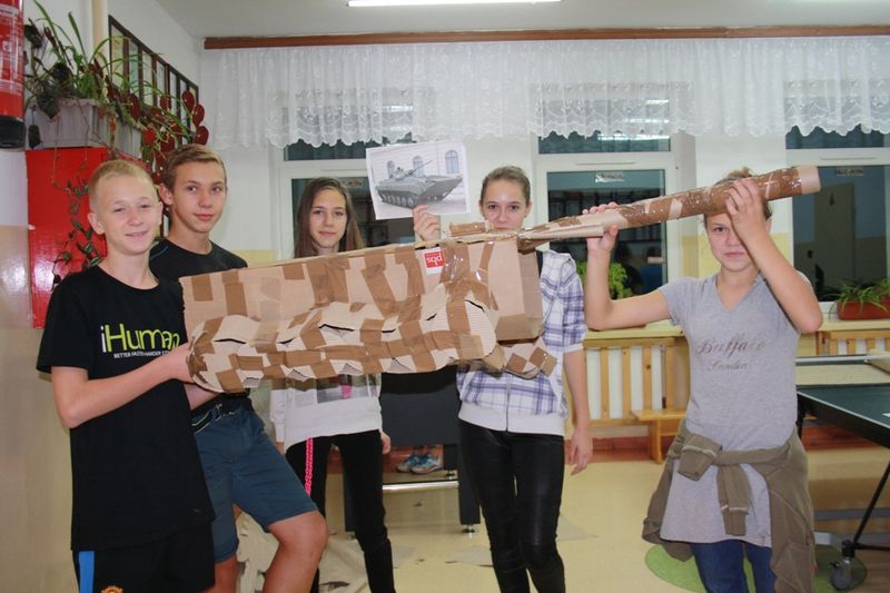 Projekt „Noc w szkole z …historią” w Zespole Szkół w Łubowie