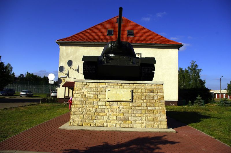 Borneński czołg z nową płytą