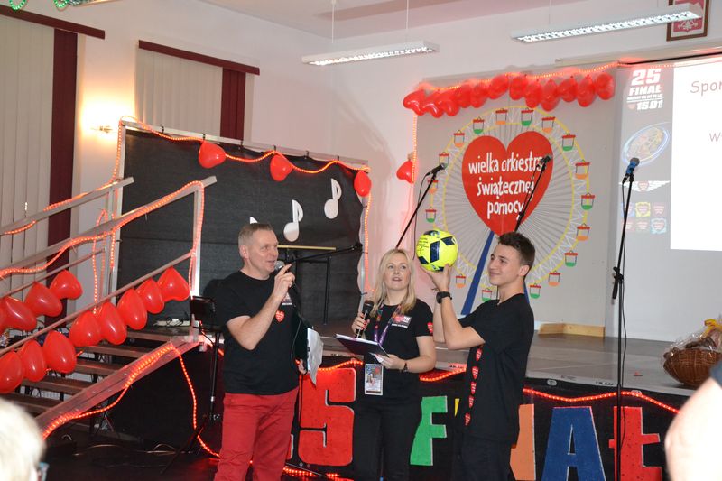 25. Finał WOŚP w Zespole Szkół im. Bohaterów Oflagu IID w Bornem Sulinowie