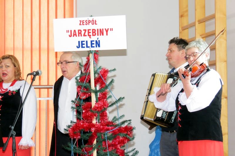 Koncert kolęd pt.: „Z BABCINEGO KUFRA”